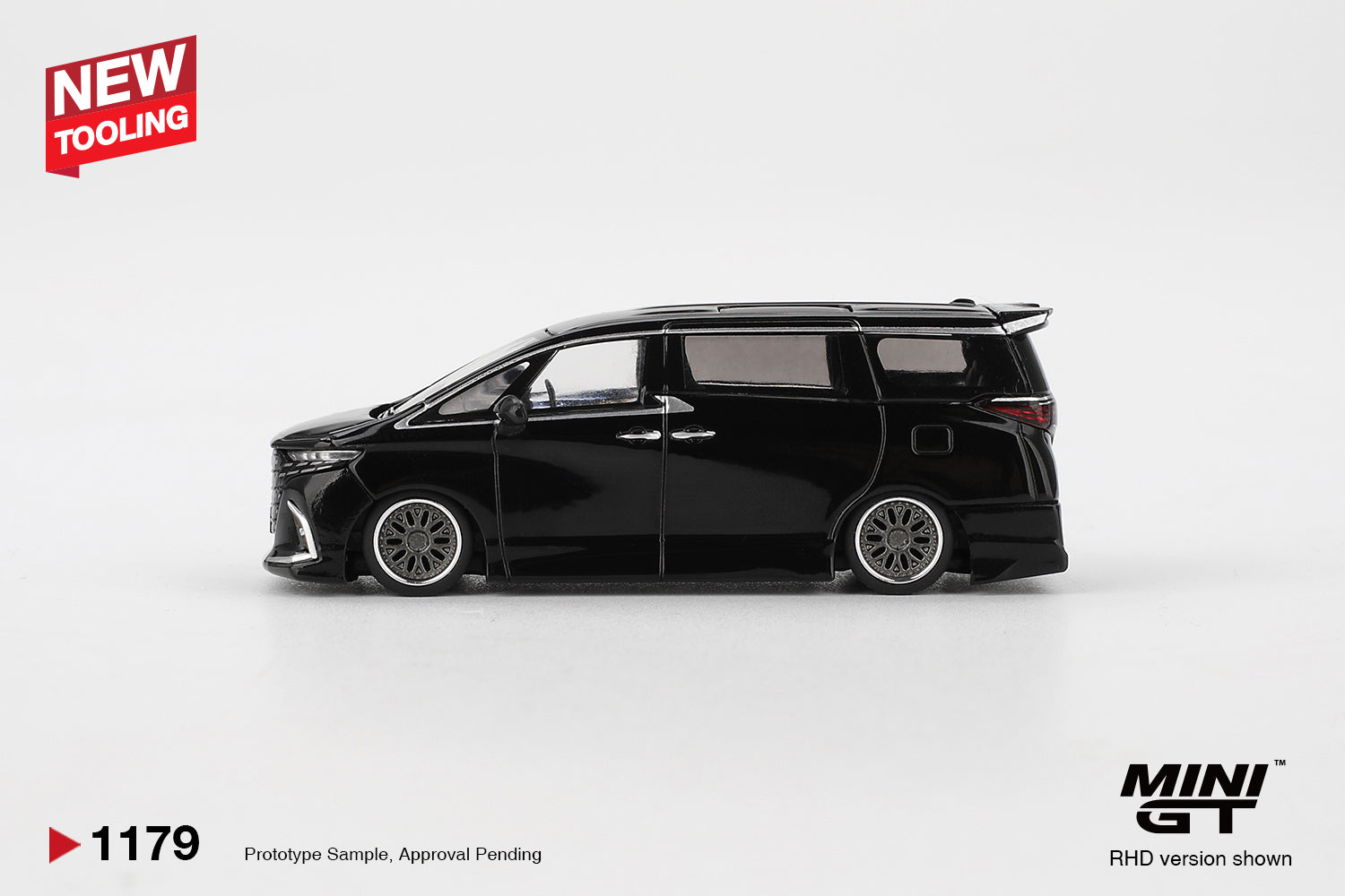 Toyota Alphard 40 KUHL Black