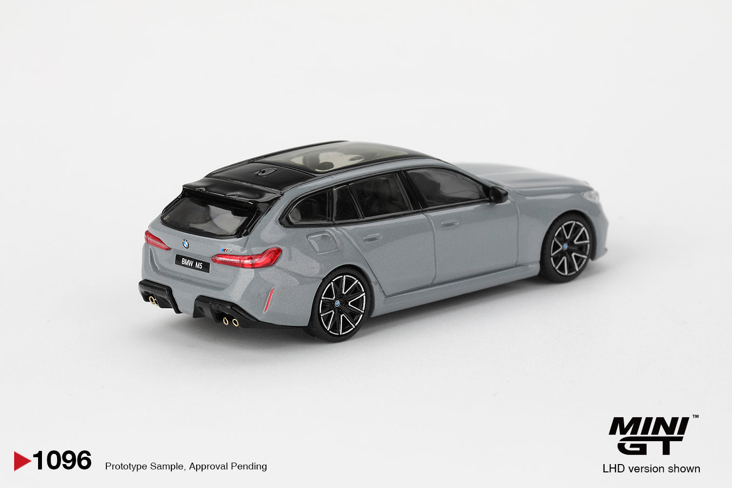 BMW M5 Touring Brooklyn Grey Metallic