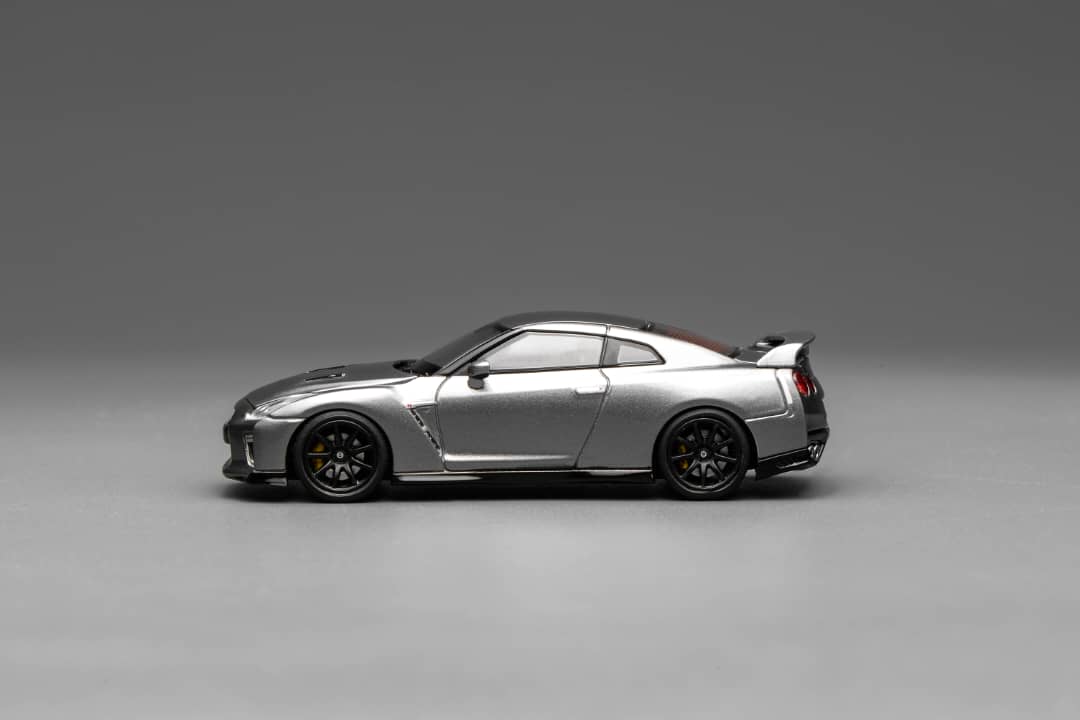 Nissan GT-R R35 Track Edition Engineered by Nismo 2020 Dark Metal Grey - Gift Edition