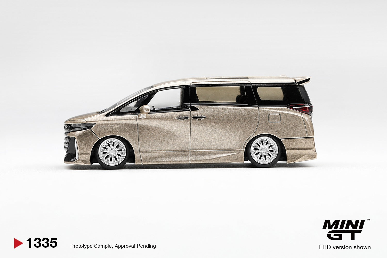 Toyota Vellfire 40 KUHL Gold Metallic